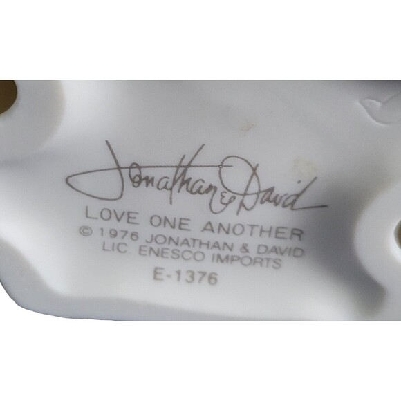 1989 Precious Moments Love One Another Boy & Girl on a Tree Stump Figurine - Picture 8 of 8